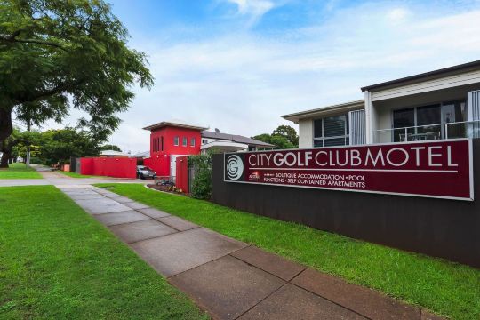 城市高尔夫俱乐部汽车旅馆-官方