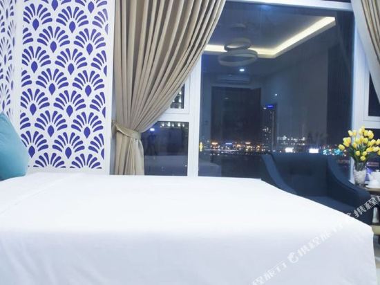 Pariat River Front Hotel Room Type - Two Bedroom Suite