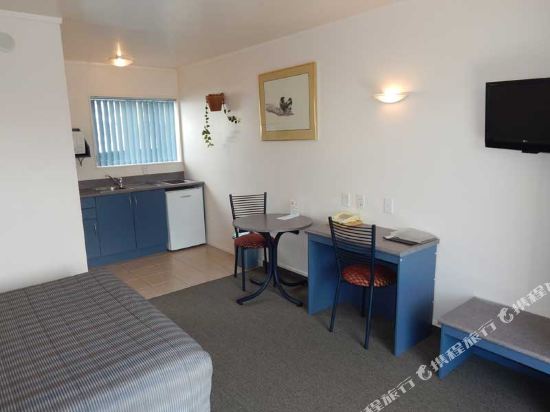 ASURE Avenue Heights Motel Room Type - Standard Studio