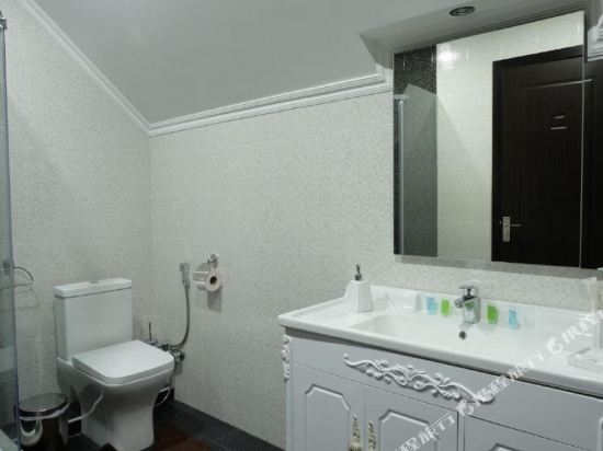 S&L Boutique Hotel Room Type - Twin Room with Balcony S&L Boutique Hotel Room Type - Twin Room with Balcony