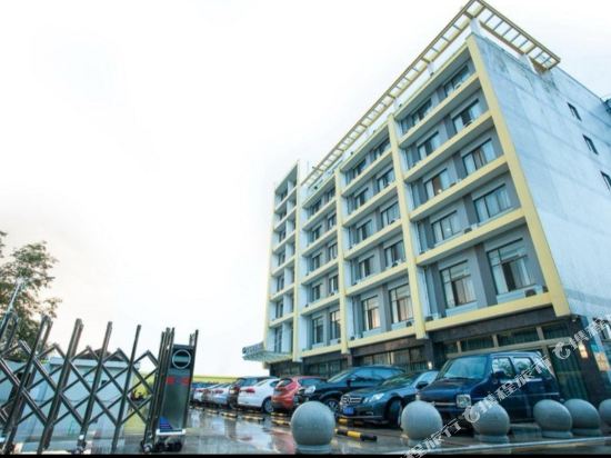 如家睿柏·云酒店(天长天康大道店)