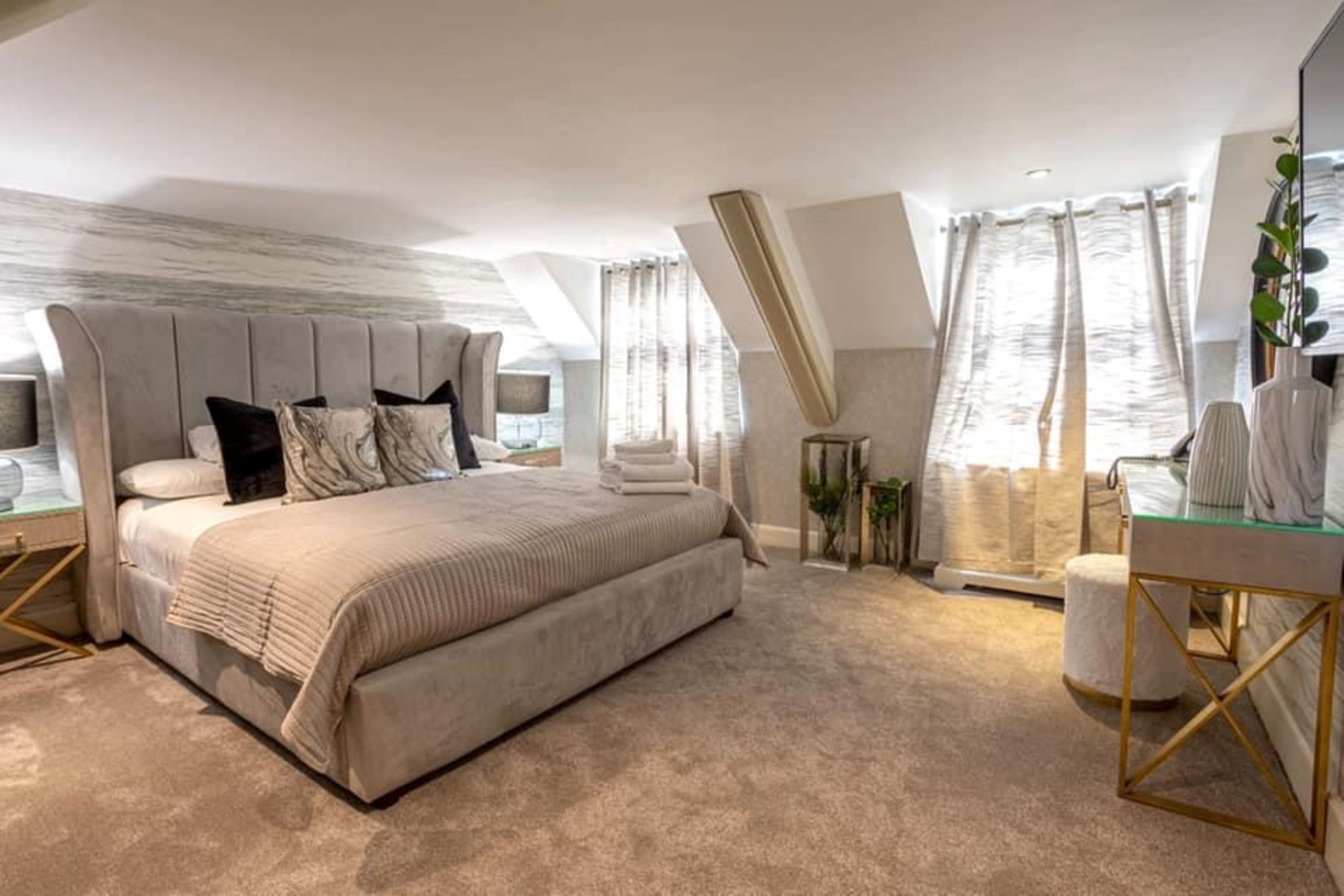 嘉德斯市政厅酒店-官方