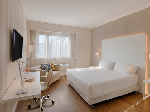 都灵中心NH酒店