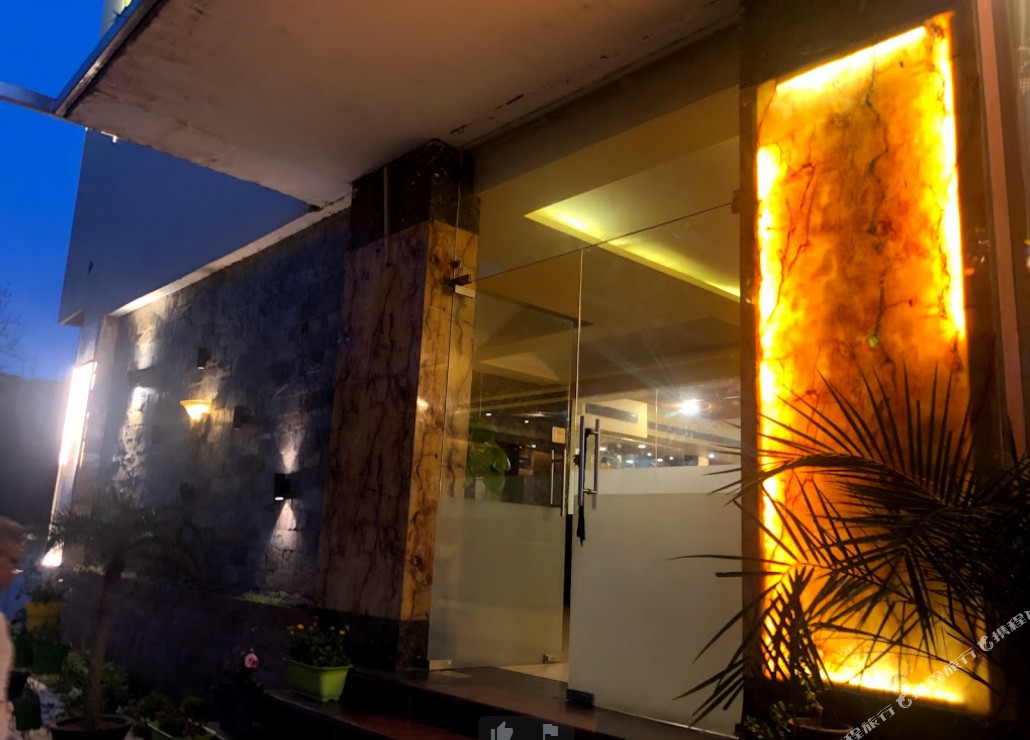 维斯瓦纳特宫史里格酒店