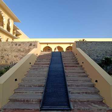 恰布里亚福特酒店-官方