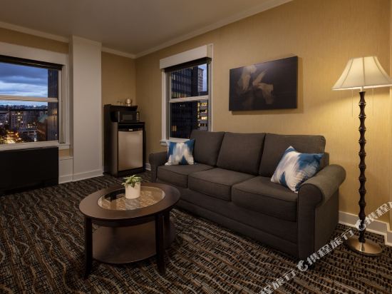 Executive Hotel Pacific Room Type - Family Suite