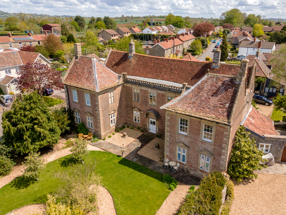 The Old Parsonage-官方