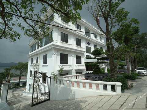 Phuc Yen酒店住宿-Lakeside Dailai Hotel
