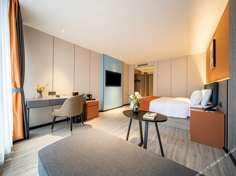 昊丽酒店（喷水池地铁站民生路好吃街店）主图