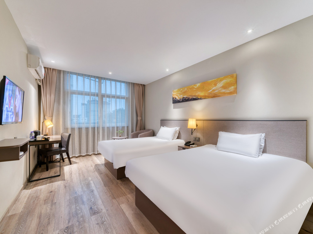 如家酒店(杭州临安钱王街万华广场店)