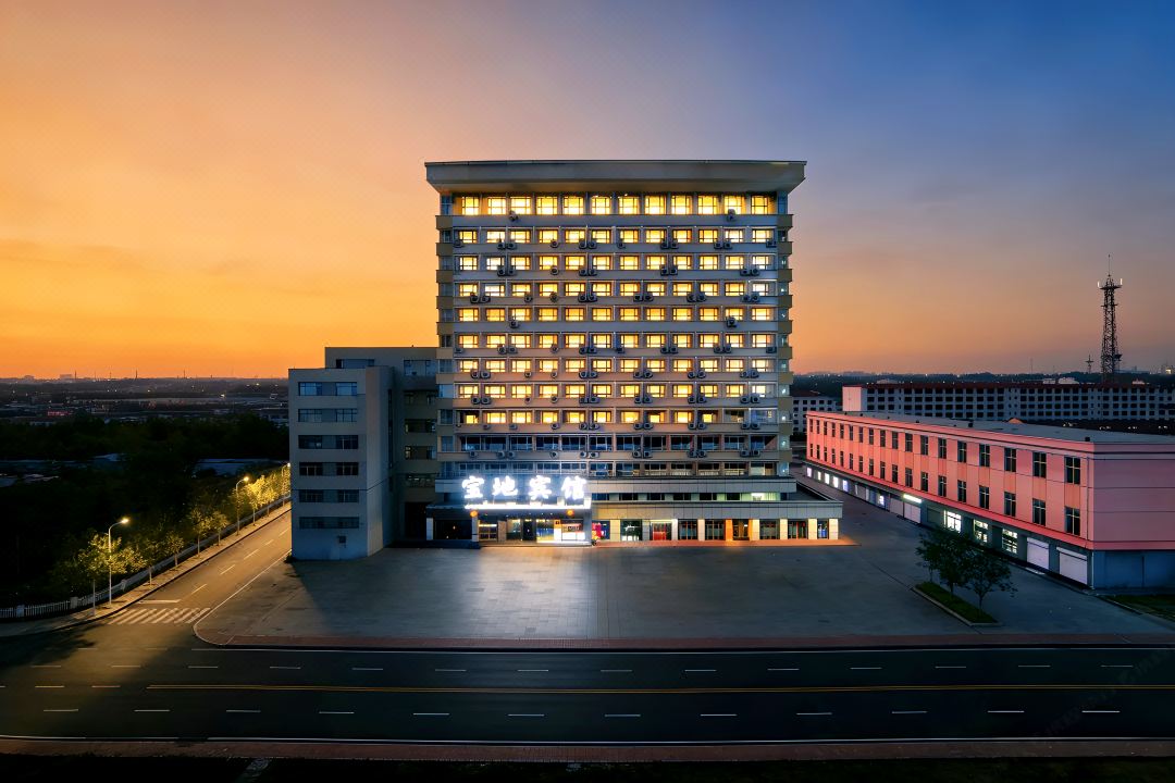 Baodi Hotel (MM2 Shopping Center Xinjiang Military Region General Hospital)