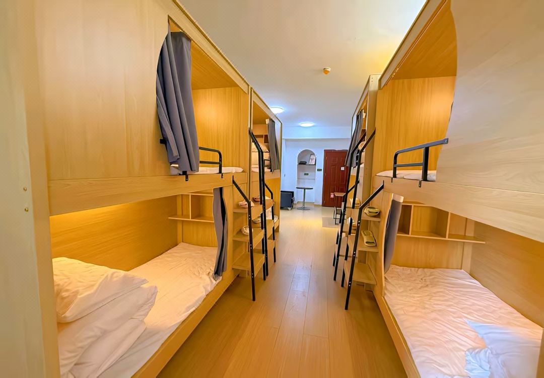 千與千尋青年公寓