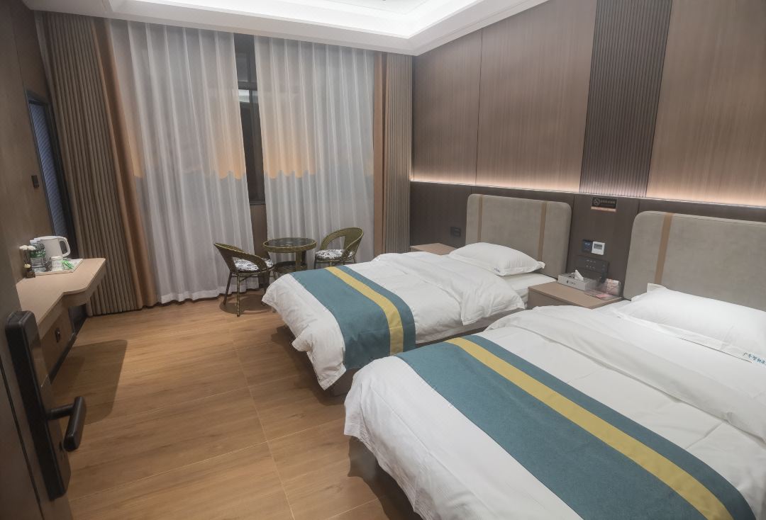 Hekou Guangfeng Smart Hotel