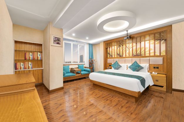 昆明V8城市主题酒店（火车站店）-官方