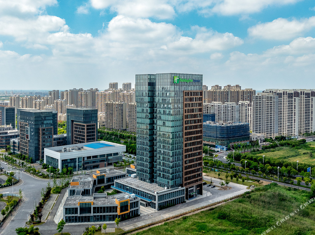 启东经开智选假日酒店