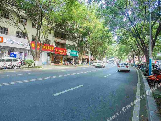 梅州亿家商务酒店