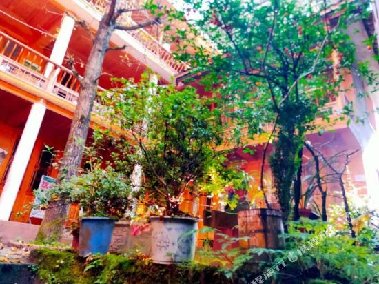 上里古镇银杏苑客栈