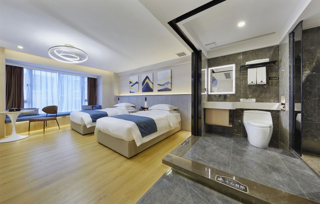 Mia Hotel (Jiangmen Station store)