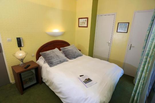 克洛斯坎姆佩尔酒店-官方