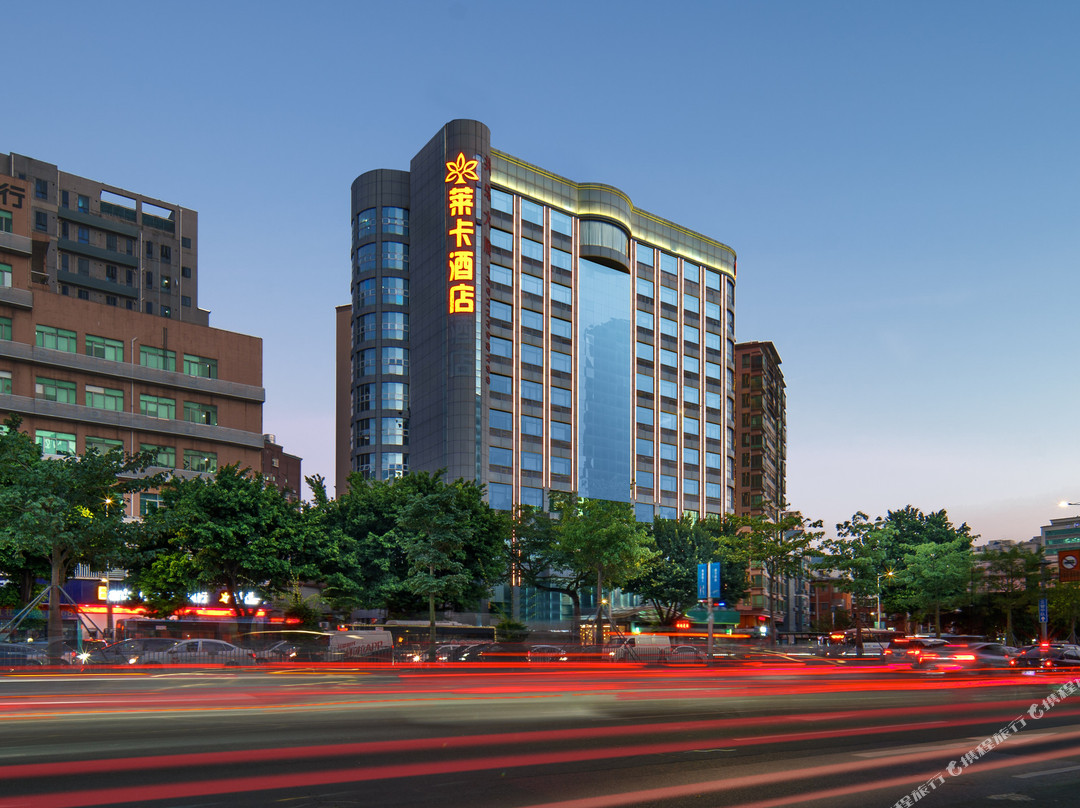 莱卡酒店（深圳宝安国际机场西乡地铁站店）主图