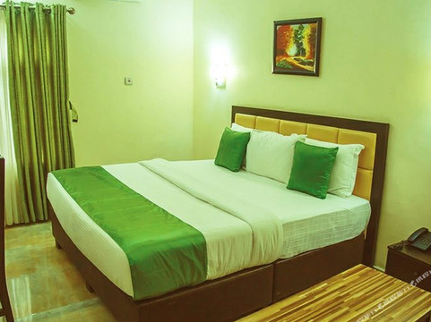 Chris VI Hotels and Resorts