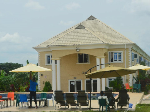 Aloha Hotel and Resort