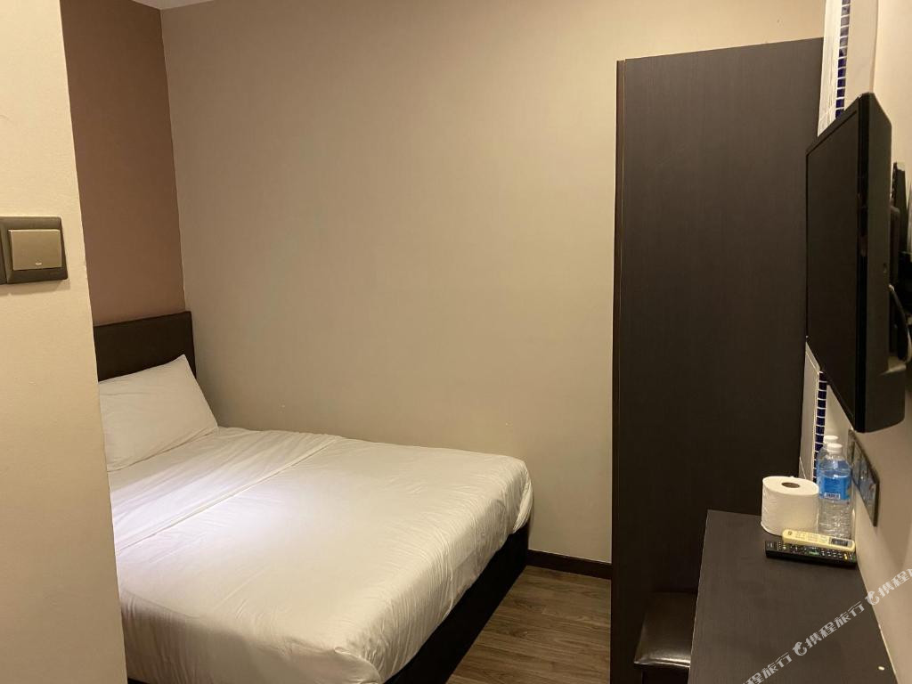90474天空城汽车旅馆