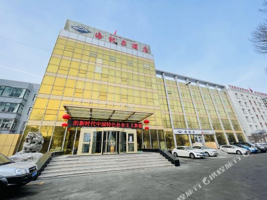 海龙泉酒店(乌鲁木齐红山店)