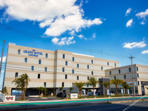 THE GRAND HOTEL GINOWAN