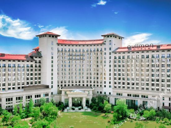南昌融创铂尔曼酒店