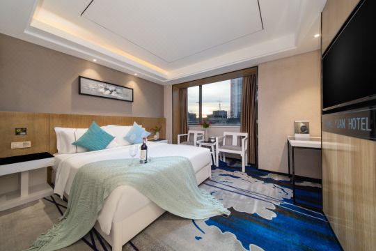 上苑世貿酒店（廣州白馬服裝城火車站地鐵店）