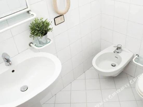 Anacapri Hotel Room Type - Standard Triple Room Anacapri Hotel Room Type - Standard Triple Room
