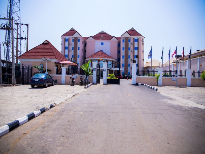 G顶峰酒店-官方