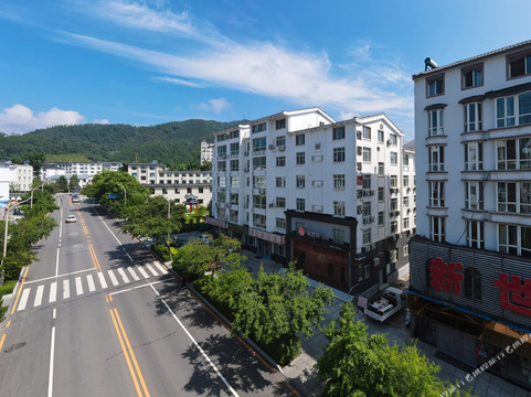 锐思特连锁酒店(集安鸭绿江店)