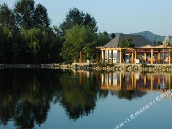 大连鸿缘温泉山庄