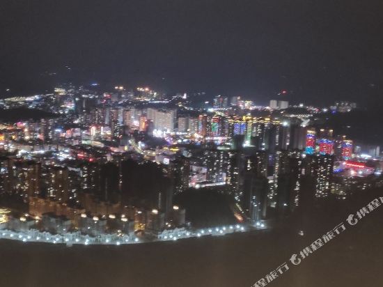 阿富尔连锁酒店(习水国富林店)