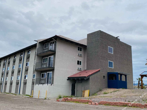 AZ公牛城摩特尔6