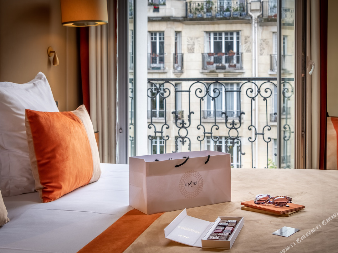 巴黎布尔多奈Inwood酒店（近埃菲尔铁塔、军事学校）主图