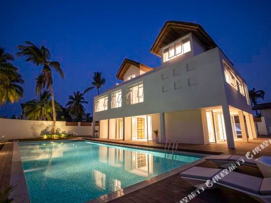 布隆赛热带雨林度假酒店