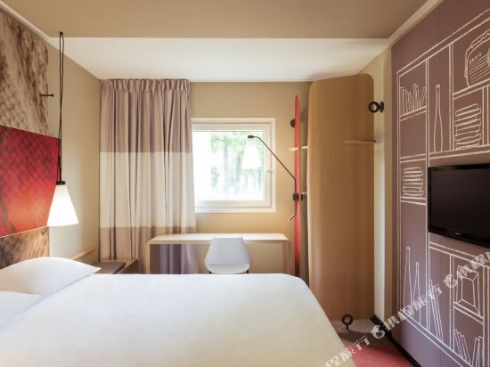 Ibis Sofia Airport Room Type - Superior Double Room