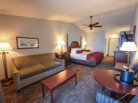 麦基诺城酒店住宿-Best Western Plus Dockside Waterfront Inn