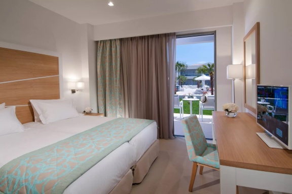 蓝色礁湖公主度假村 - 全包式-官方