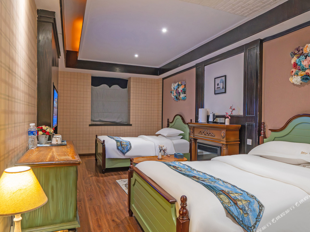 静谧小应客栈(稻城亚丁景区游客中心店)主图