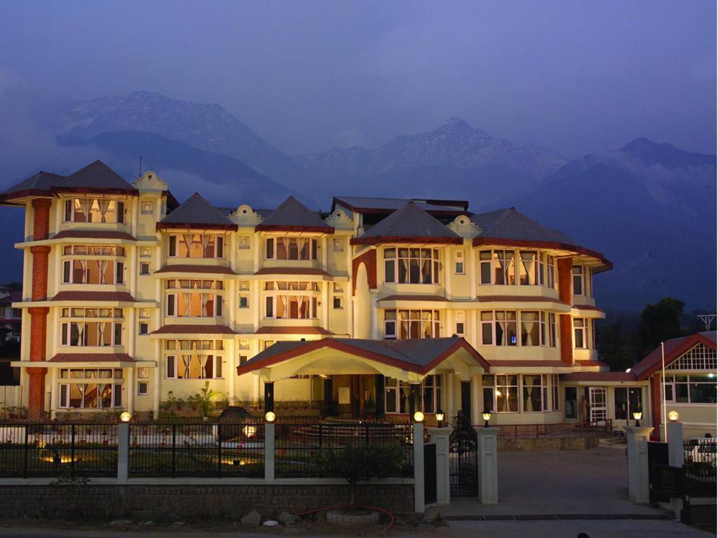 Club Mahindra Dharamshala-官方