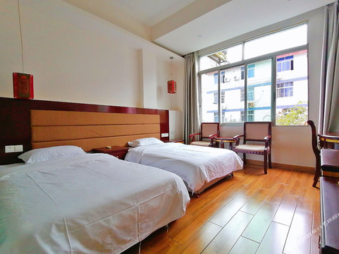 武夷山东南快捷连锁酒店