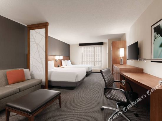 Hyatt Place Baltimore Inner Harbor Room Type - Queen Room with Two Queen Beds and Sofa Bed Hyatt Place Baltimore Inner Harbor Room Type - Queen Room with Two Queen Beds and Sofa Bed