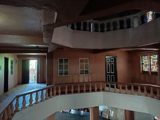 RedDoorz @ Grand Valley Castle Hotel Cagayan