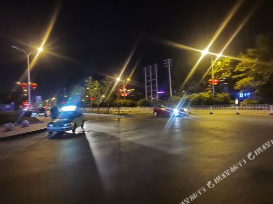 樱花公寓(抚顺万达店)