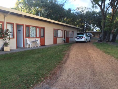 热斯塔威尔汽车旅馆-官方