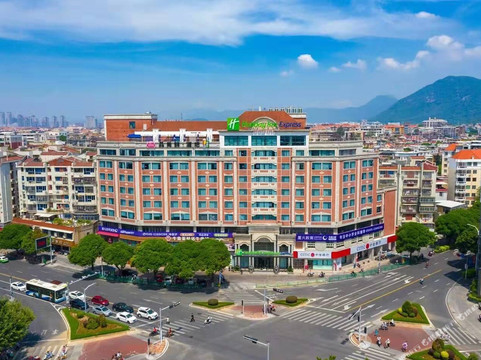 泉州中心智选假日酒店